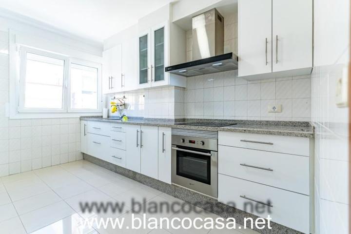 Piso en alquiler en Carballo, Bertoa photo 0