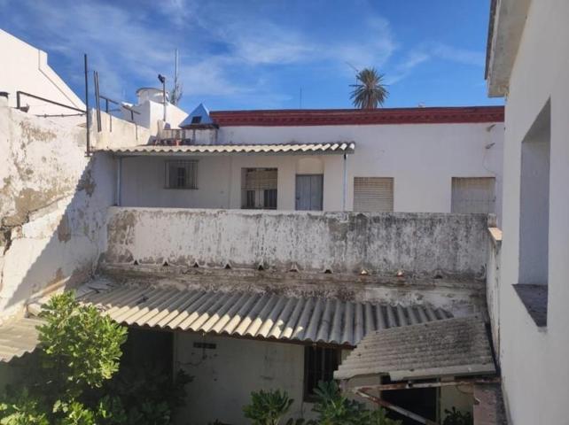 Adosada en venta en Morón de la Frontera, Andalucia photo 0