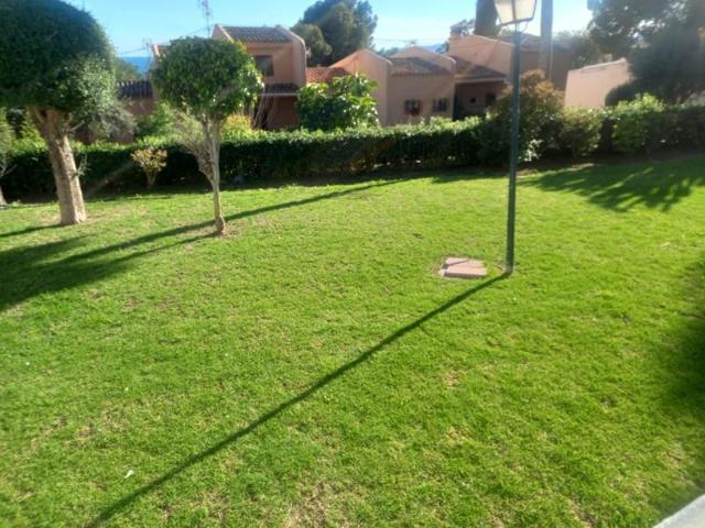 Apartamento en venta en Estepona, Costa del Sol photo 0