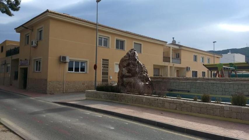 Casa en venta en Pinoso, Comunidad valenciana photo 0