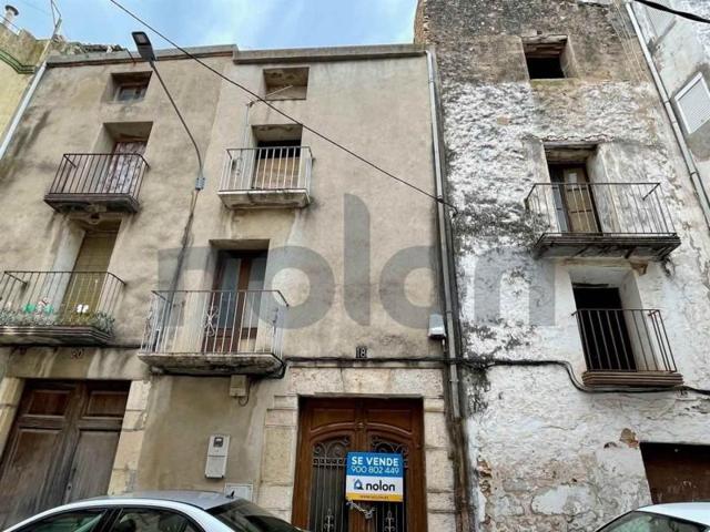 Adosada en venta en Ulldecona, Montsià photo 0