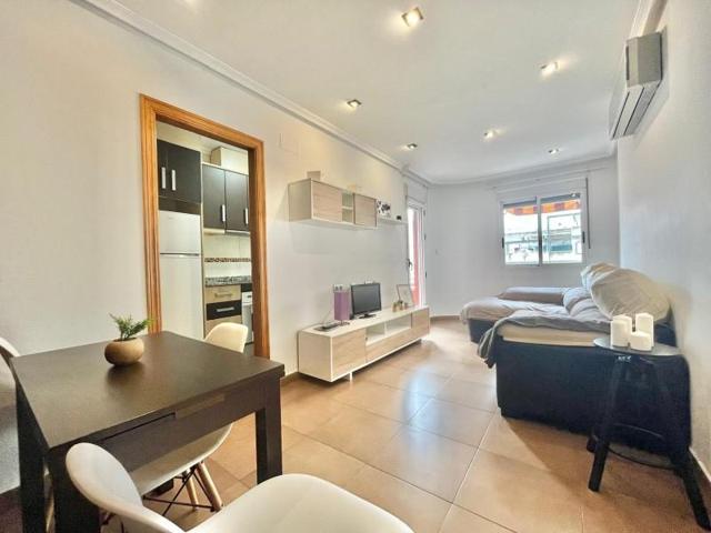 Apartamento en venta en Torrevieja photo 0