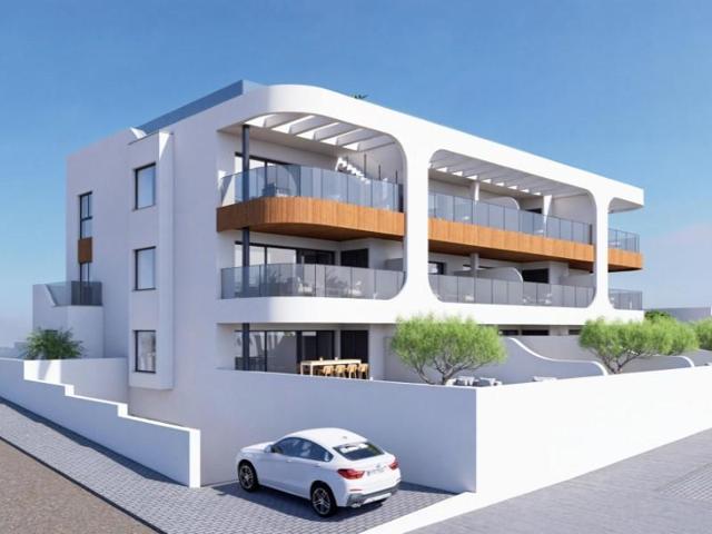 Apartamento en venta en Benijofar photo 0