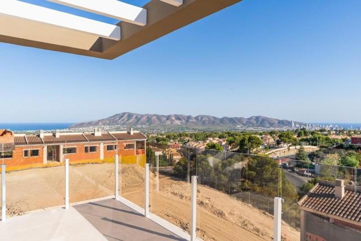 Bungalow en venta en La Nucia, Urbanizaciones photo 0