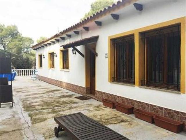 Chalet en venta en Vilafranca del Penedès, Vilafranca del Penedès photo 0