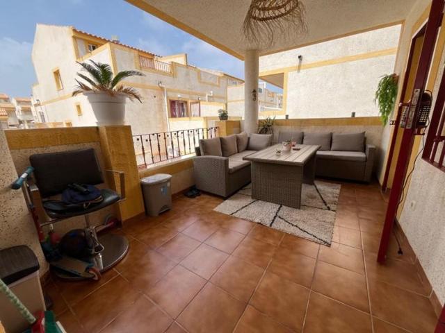 Adosada en venta en Orihuela Costa, La Florida photo 0