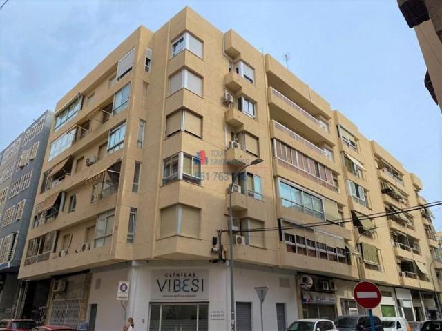 Piso en venta en Alicante, Centro photo 0