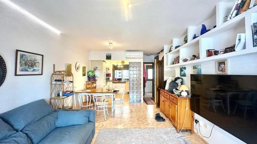 Duplex en venta en Torrevieja, La Mata photo 0