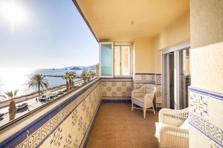 Piso en venta en Almuñécar, Almuñécar - Velilla - Taramay photo 0