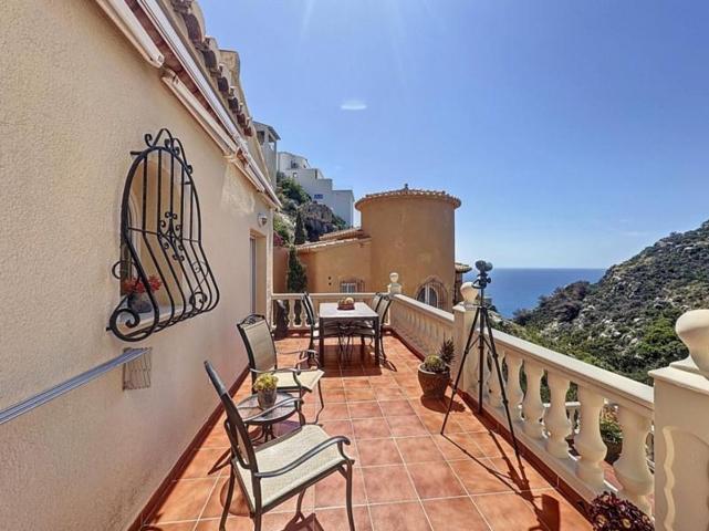 Chalet en venta en Benitachell, Palmeras photo 0