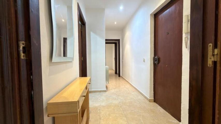 Planta baja en venta en Badalona, Puigfred photo 0