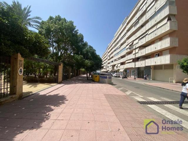 Piso en venta en Estepona, Costa del Sol Occidental - Área de Estepona photo 0