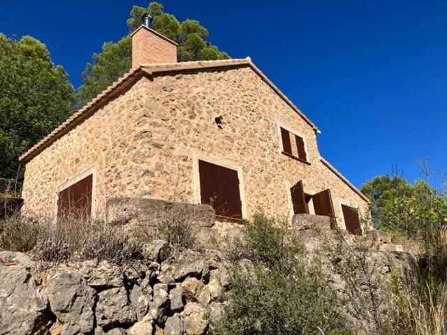 Casa con terreno en venta en La Vall de Laguar photo 0