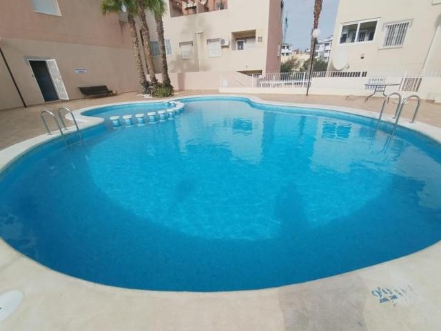 Bungalow en venta en Orihuela Costa, Las Filipinas photo 0