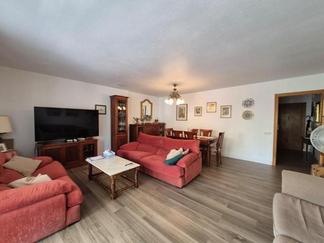 Piso en venta en La Nucia, La nucia photo 0