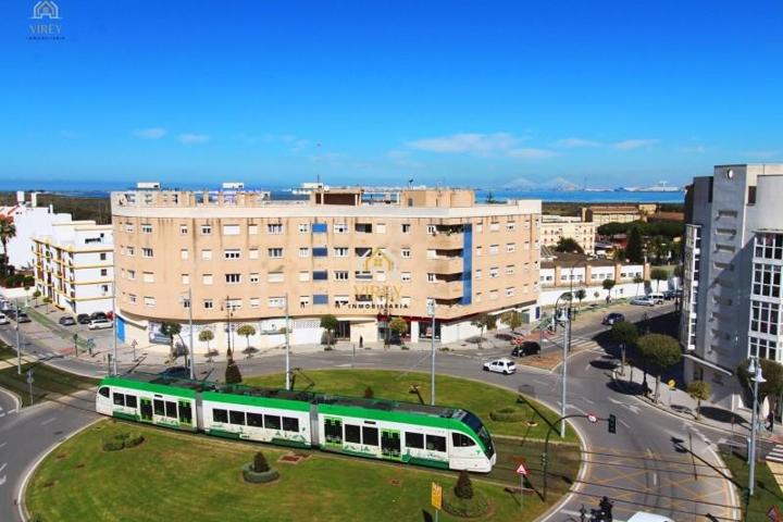 Piso en venta en San Fernando, Cobreros Viejo photo 0