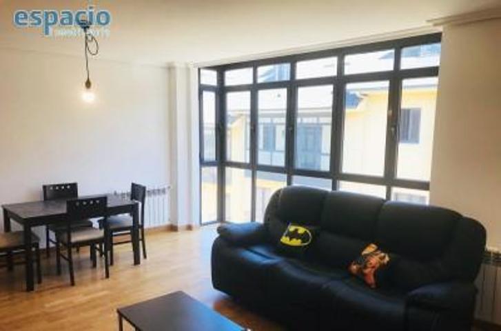 Apartamento en venta en Ponferrada, Casco Antiguo photo 0