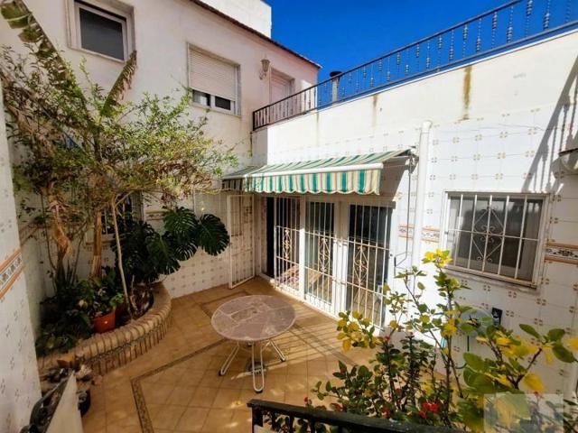 Casa en venta en Torrevieja, Centro photo 0