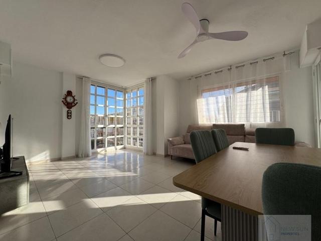 Apartamento en venta en Torrevieja, Playa del cura photo 0