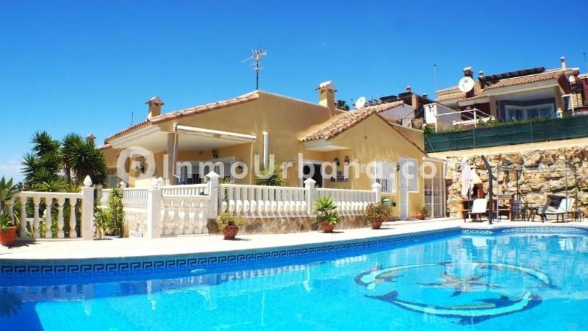 Chalet en venta en Mutxamel, Dorado Country Club photo 0