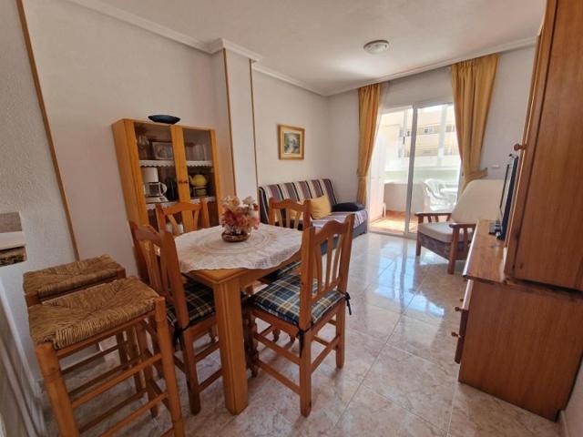 Apartamento en venta en Torrevieja, Calas blanca photo 0