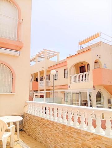 Apartamento en venta en Orihuela Costa photo 0