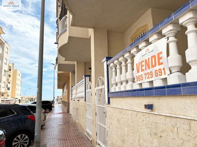 Apartamento en venta en Guardamar del Segura, Los secanos photo 0