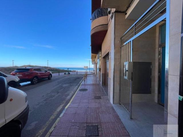 Apartamento en venta en Torrevieja, La Mata photo 0