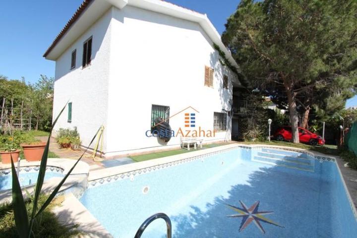 Chalet en venta en Benicàssim photo 0