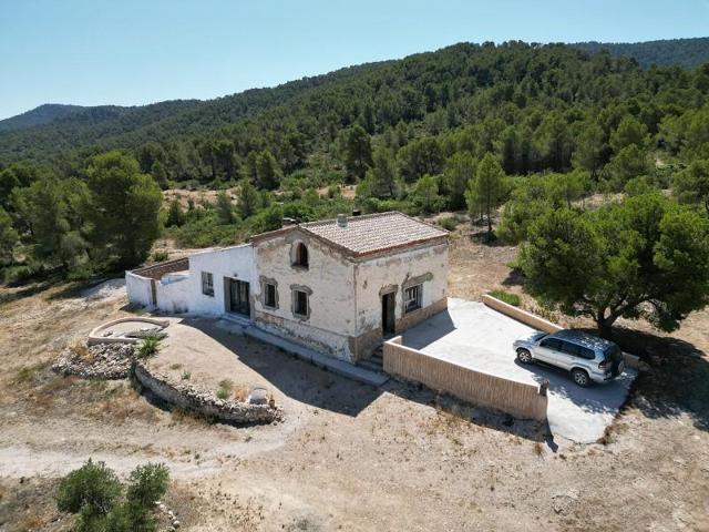 Casa con terreno en venta en Villena photo 0