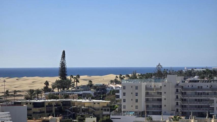 Apartamento en venta en San Bartolomé de Tirajana, Playa del Inglés photo 0