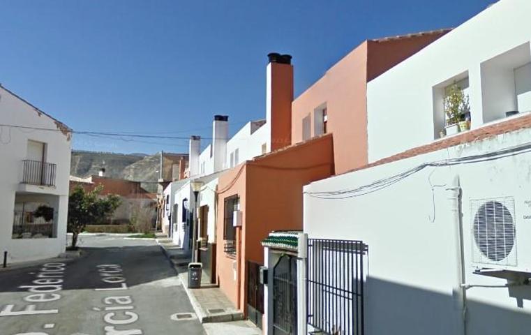 Chalet en venta en Baza, Urbanización Federico García Lorca, 18800 photo 0