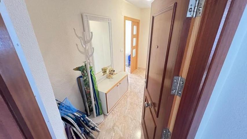 Apartamento en venta en Torrevieja, Playa de los Locos photo 0