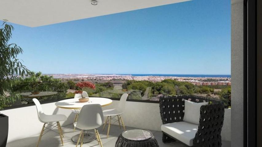 Apartamento en venta en Orihuela Costa, Villamartín photo 0