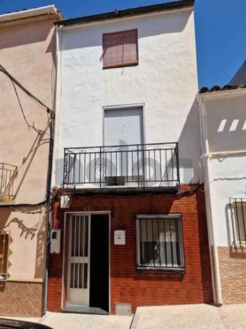 Adosada en venta en Valdepeñas de Jaén, Sierra sur photo 0