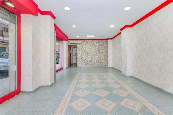 Local comercial en alquiler en Granada, Plaza de toros photo 0