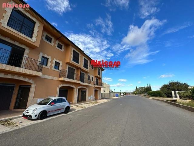 Adosada en venta en Rafelguaraf, Centro photo 0