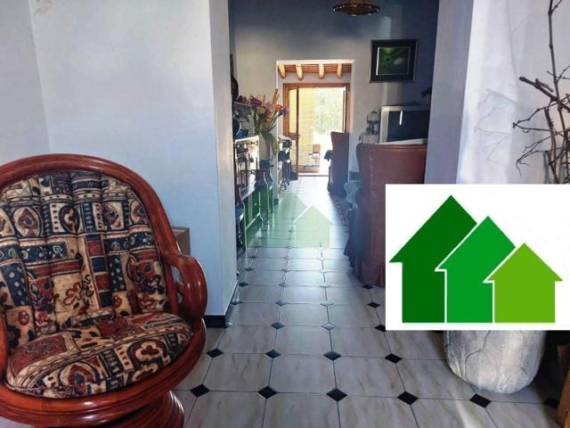 Casa con terreno en venta en Montijo, SEMICENTRO photo 0