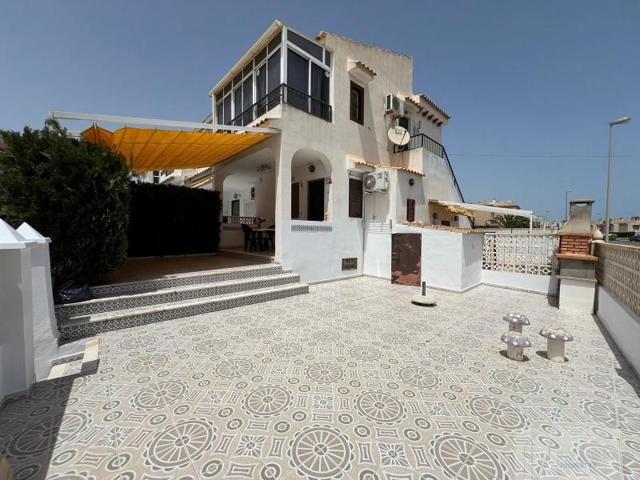 Bungalow en venta en Torrevieja, Torreblanca photo 0