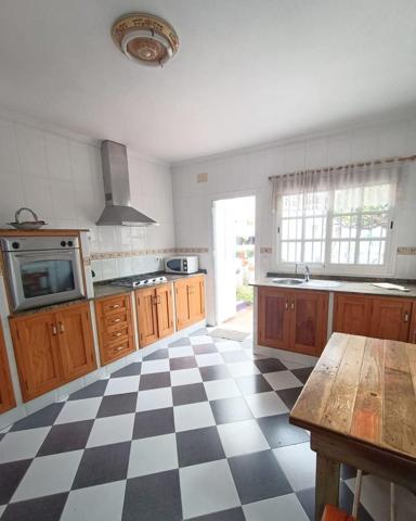 Casa en venta en Puerto Real, Centro photo 0