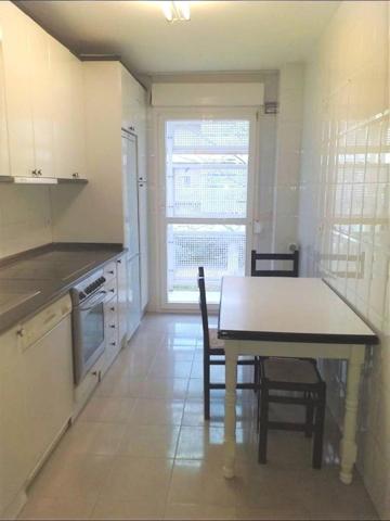 Piso en alquiler en Pamplona, Mendillorri photo 0