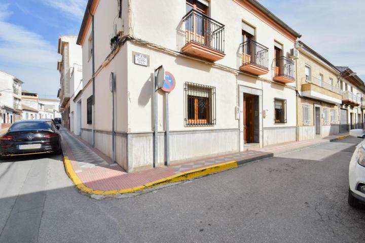 SEÑORIAL CASA EN PLENO CENTRO – AMPLITUD, LUZ Y PRIVACIDAD photo 0