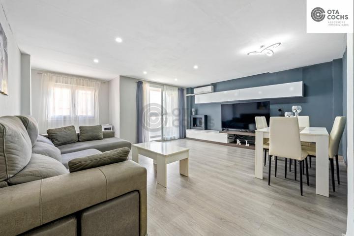 SE VENDE PISO CÉNTRICO DE DOS HABITACIONES EN REUS photo 0