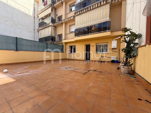 PRECIOSO PISO EXTERIOR CON TERRAZA DE 60m2 photo 0