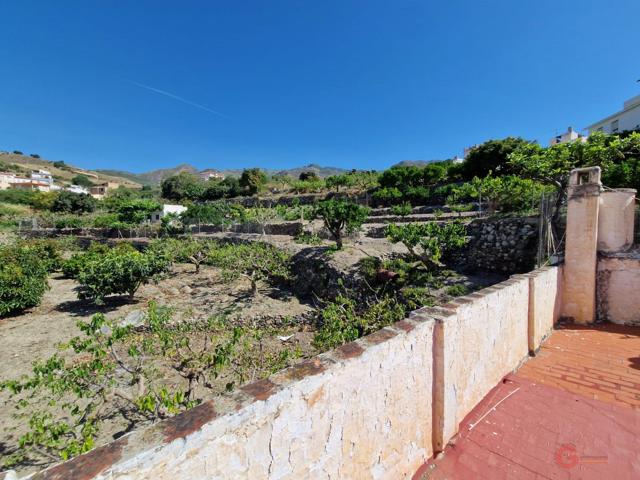 Casa En venta en Centro, Molvízar photo 0