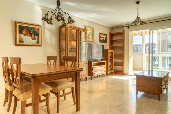Venta de 5º Piso en AVD. DEPORTISTA MIRIAM BLASCO PAYA ALICANTE photo 0