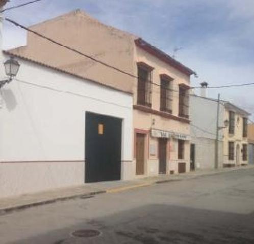 CASA DE 3 DORMITORIOS photo 0