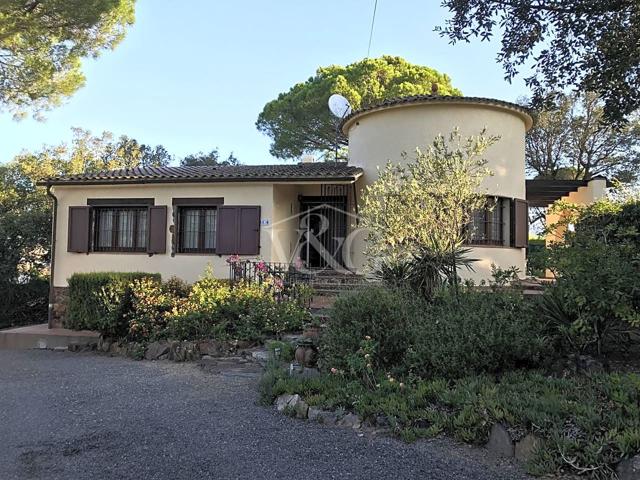 Casa en Calonge (Costa Brava) con jardin y posibilidad de hacer piscina photo 0