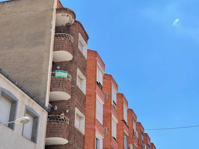 Piso en venta en Villena photo 0