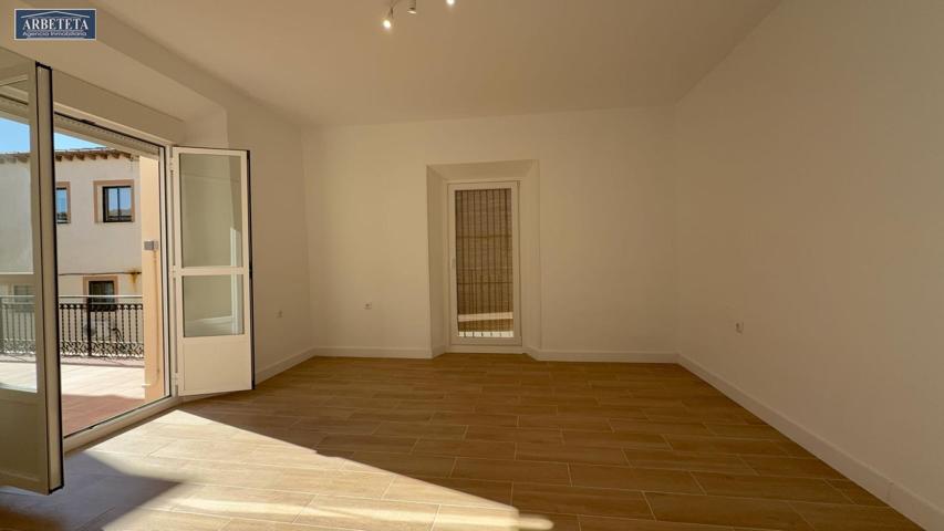 INMOBILIARIA ARBETETA VENDE CASA DE 4 DORMITORIOS EN HORCHE, GUADALAJARA photo 0